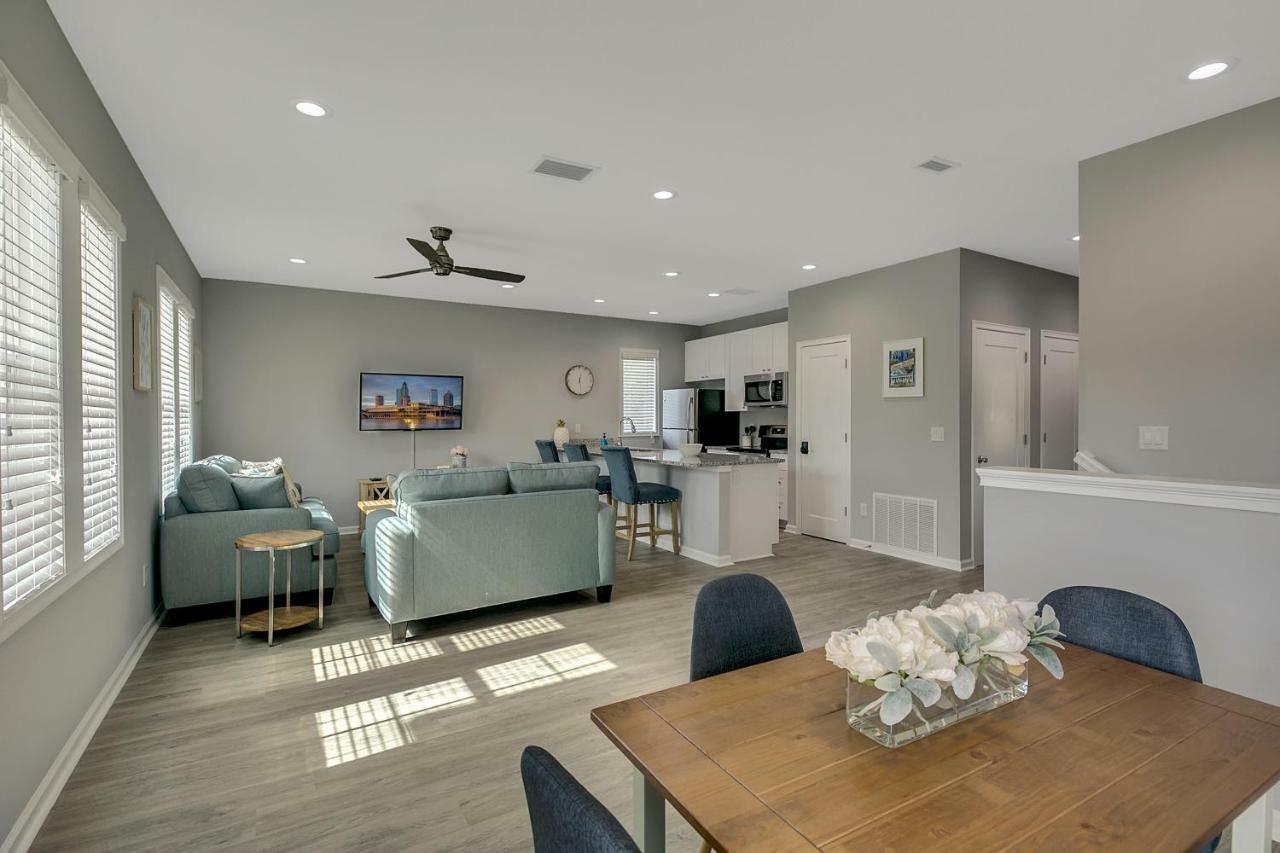 New 3/2 Duplex Minutes From Heart Of Tampa -Unit B Apartment Bagian luar foto