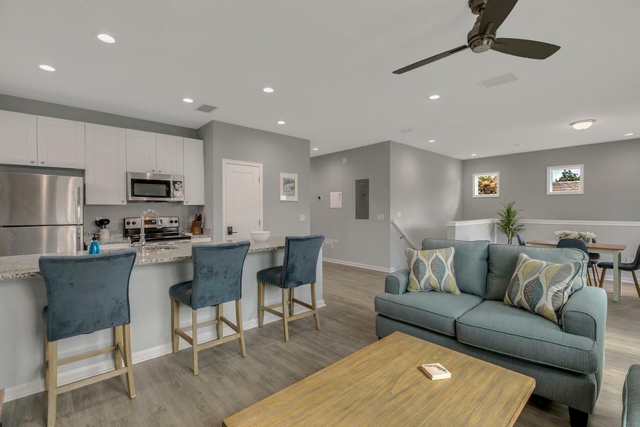New 3/2 Duplex Minutes From Heart Of Tampa -Unit B Apartment Bagian luar foto