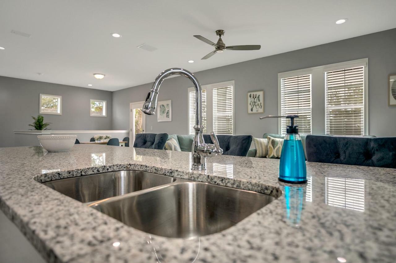New 3/2 Duplex Minutes From Heart Of Tampa -Unit B Apartment Bagian luar foto